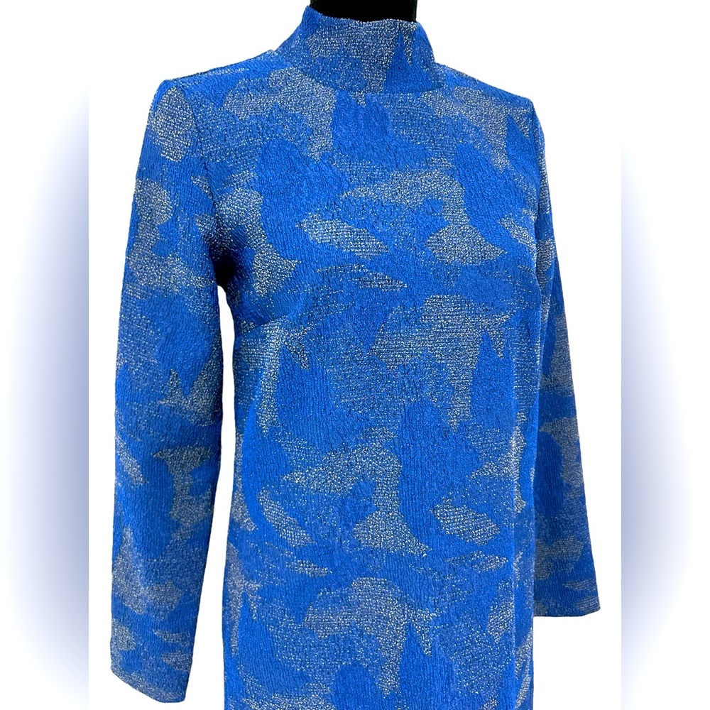 Hunter Bell Dress | Blue textured long sleeve dress | blue vintage style dress - Picture 2 of 10